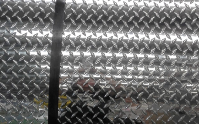 One-bar Aluminium Checker Plate One-bar Aluminium Checker Plate